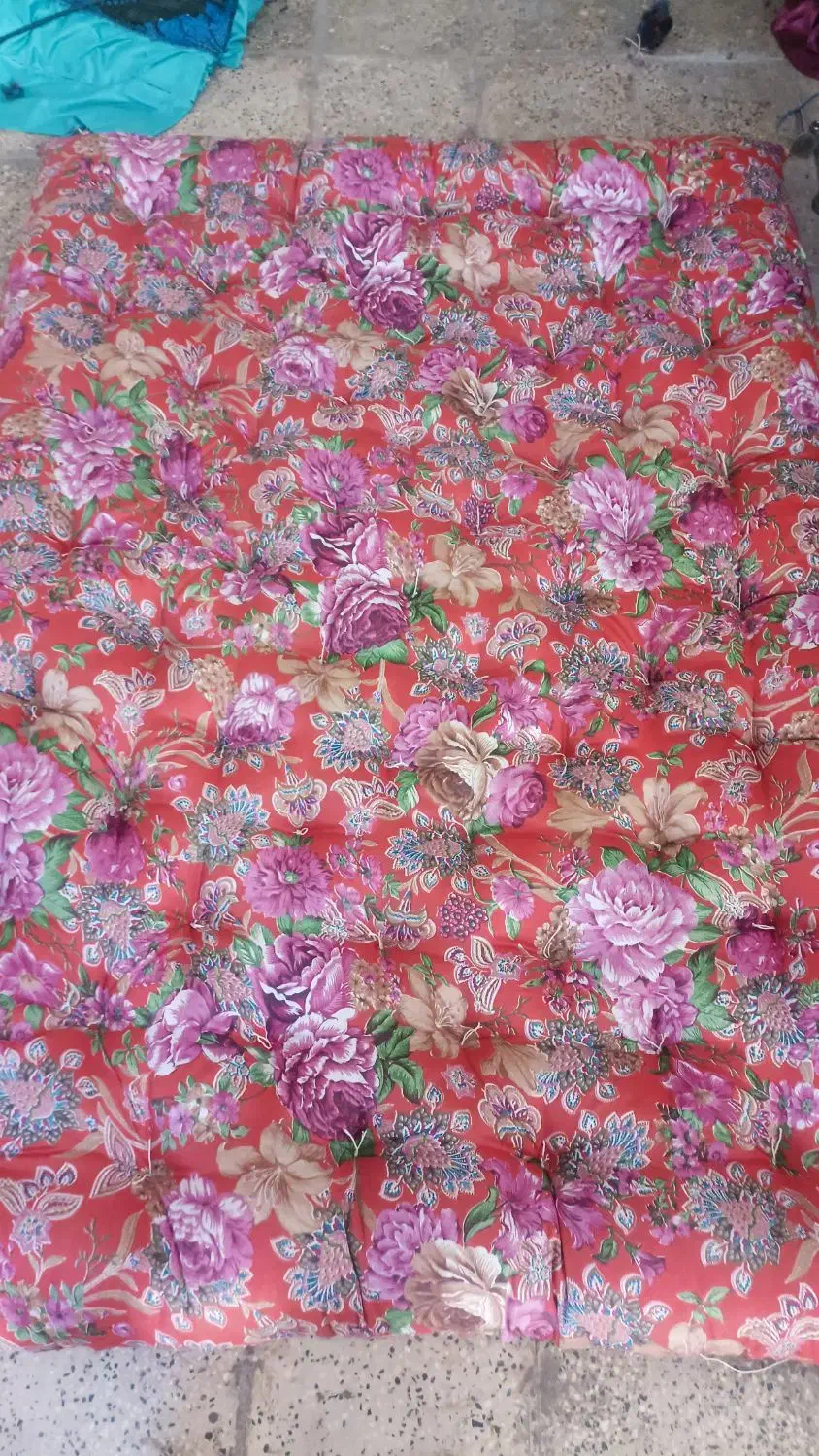 تشک.بالش.الیاف کارخونه کیفیت عالی از تولید به مصرف|رختخواب، بالش، پتو|یزد, |دیوار