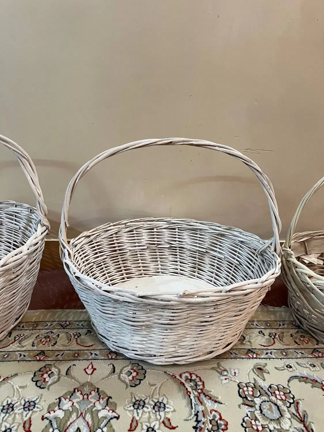 سبد تزئینی پنج عدد امسال خریدم|صنایع دستی و سایر لوازم تزئینی|اسلام‌شهر, شهرک مهدیه|دیوار