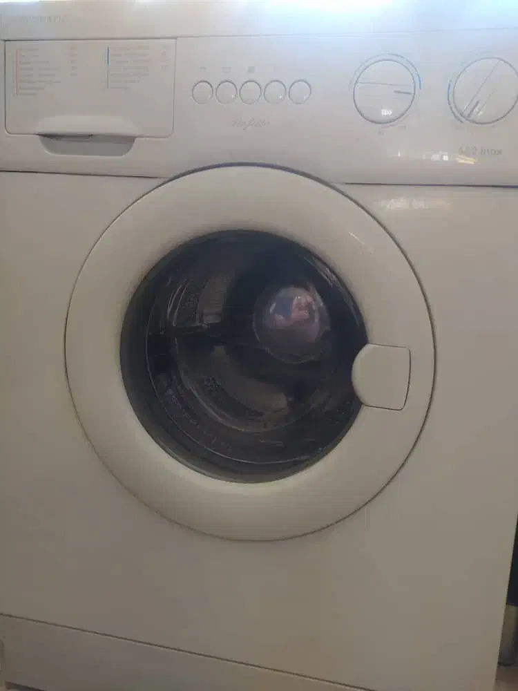 ماشین لباسشویی کارکرده|ماشین لباسشویی و خشک‌کن لباس|دورود, |دیوار