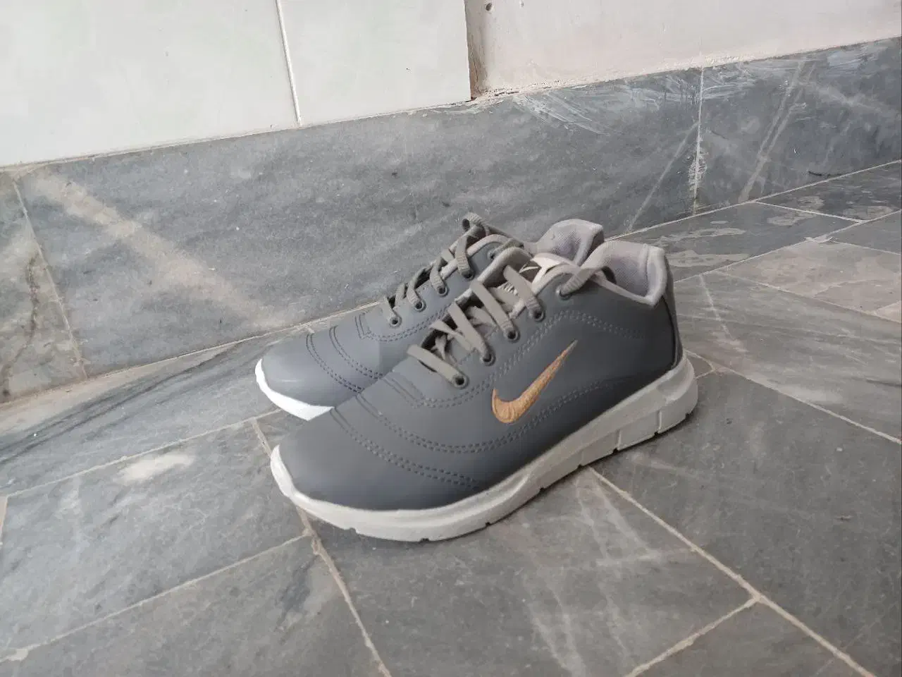 کف نایک نو سایز 40 زیر قیمت بازار|کیف، کفش، کمربند|مشگین شهر, |دیوار