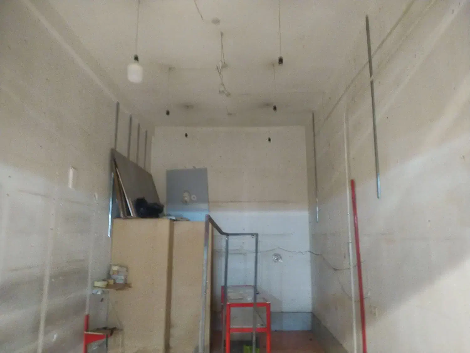 اجاره مغازه پوشاک فروشی|اجارهٔ مغازه و غرفه|ارومیه, |دیوار