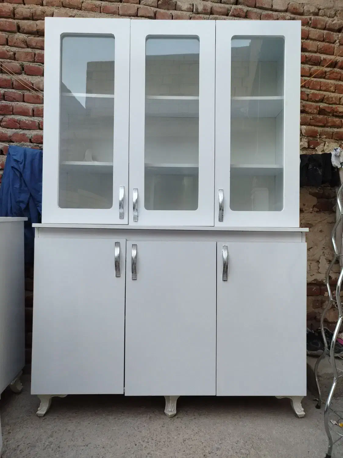 تعدادی لوازم آشپزخانه بفروش میرسد|ساعت دیواری و تزئینی|بناب, |دیوار