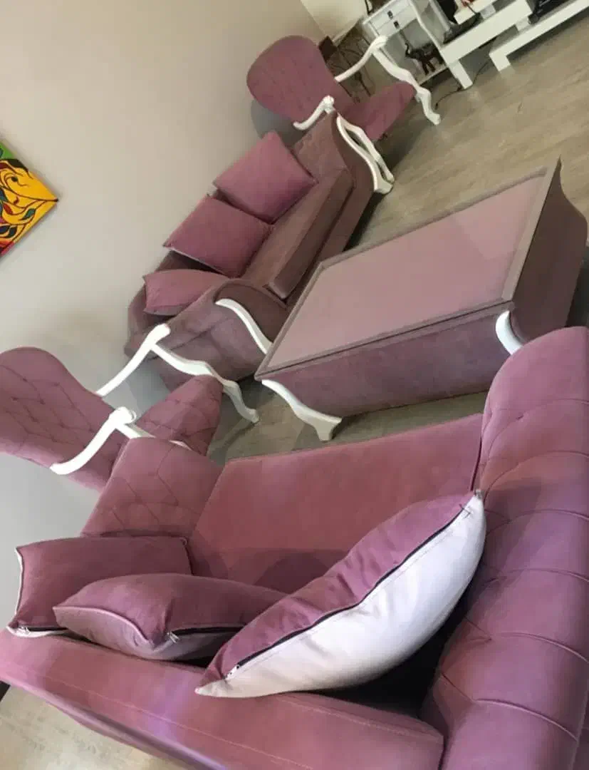 مبلمان خیلی نو بدون هیچ خرابی هشت نفره|مبلمان خانگی و میز عسلی|چابهار, |دیوار