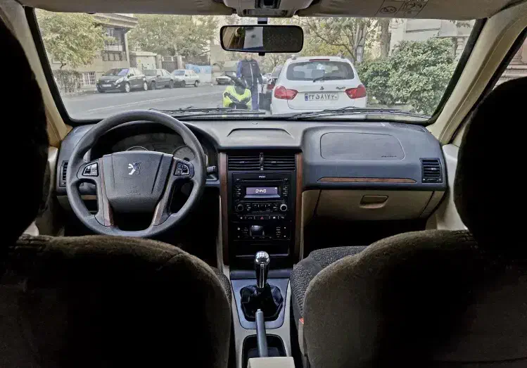 پژو پارس سال، بشرط بی رنگ، شاسی پلمپ، کارمندی|خودرو سواری و وانت|تهران, افسریه شمالی|دیوار