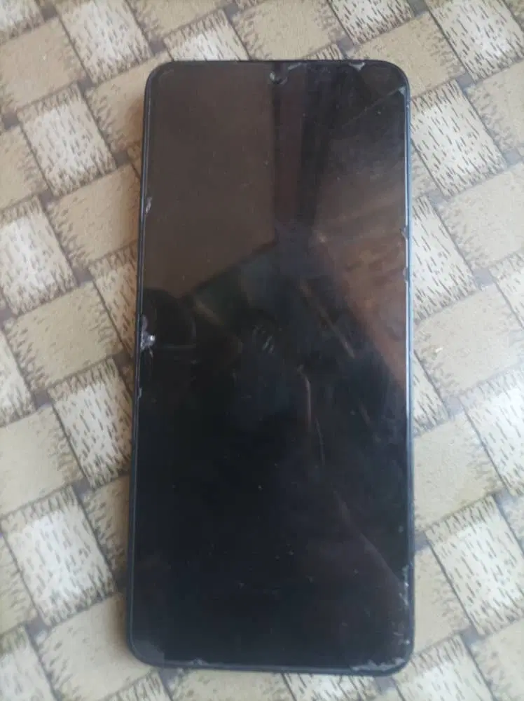 poko C75 خشک|موبایل|سراوان, |دیوار