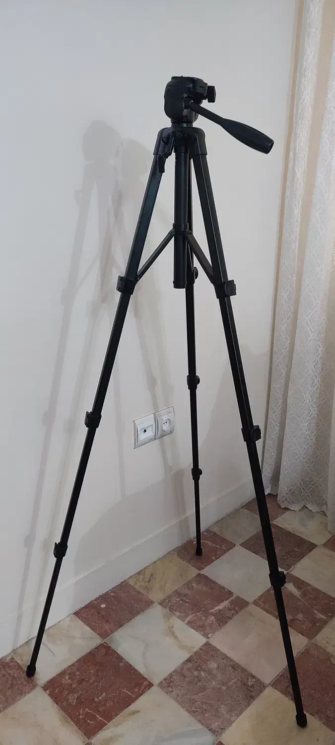 سه پایه حرفه ای دوربین velbon|دوربین عکاسی و فیلمبرداری|تهران, امیریه|دیوار