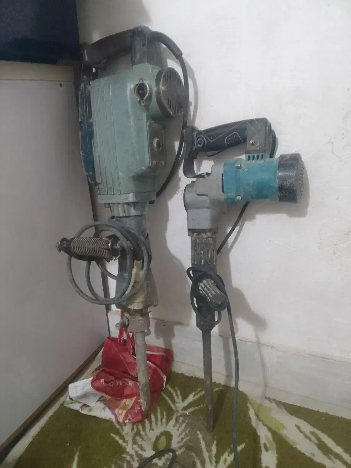 چکش برقی|ابزارآلات|ساوه, |دیوار