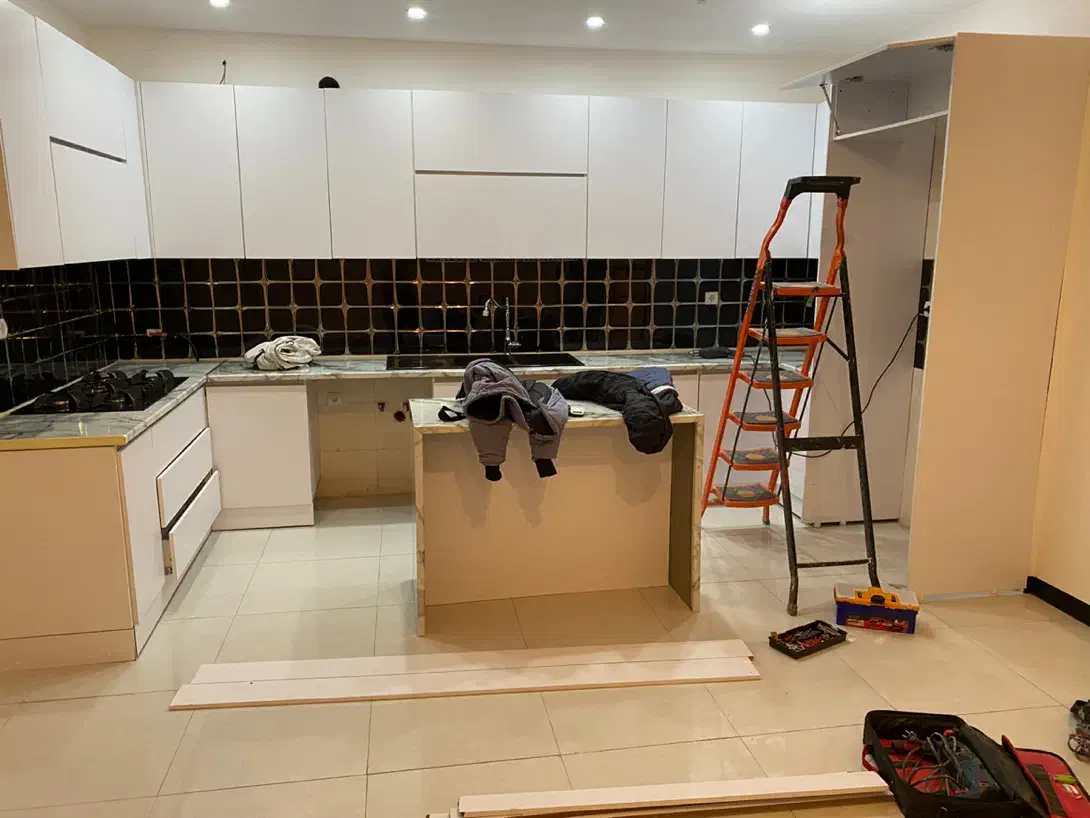 نصاب کابینت نو دست دوم کمد دیواری و سقف کاذب پارکت|خدمات پیشه و مهارت|مشکین‌دشت, |دیوار