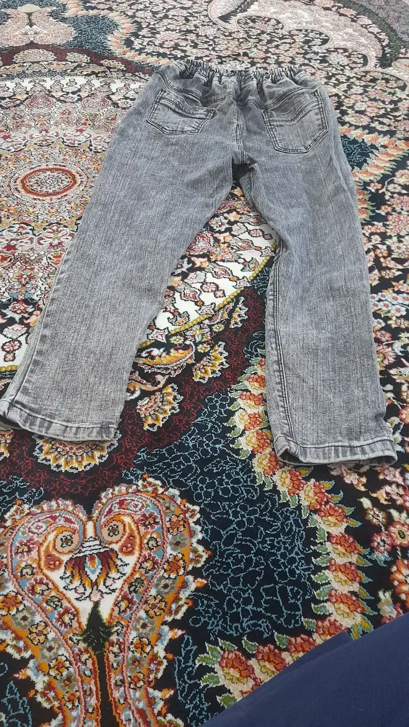 شلوار لی در حد نو ۳۵۰|لباس|کوهدشت, |دیوار