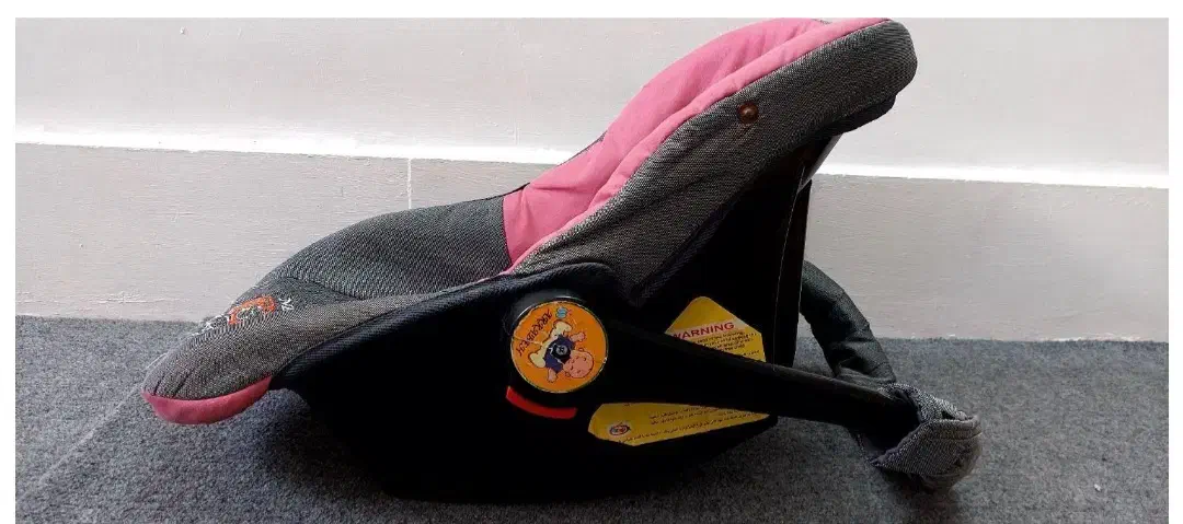 کریر نوزاد|کالسکه و لوازم جانبی|قم, انصار‌الحسین|دیوار