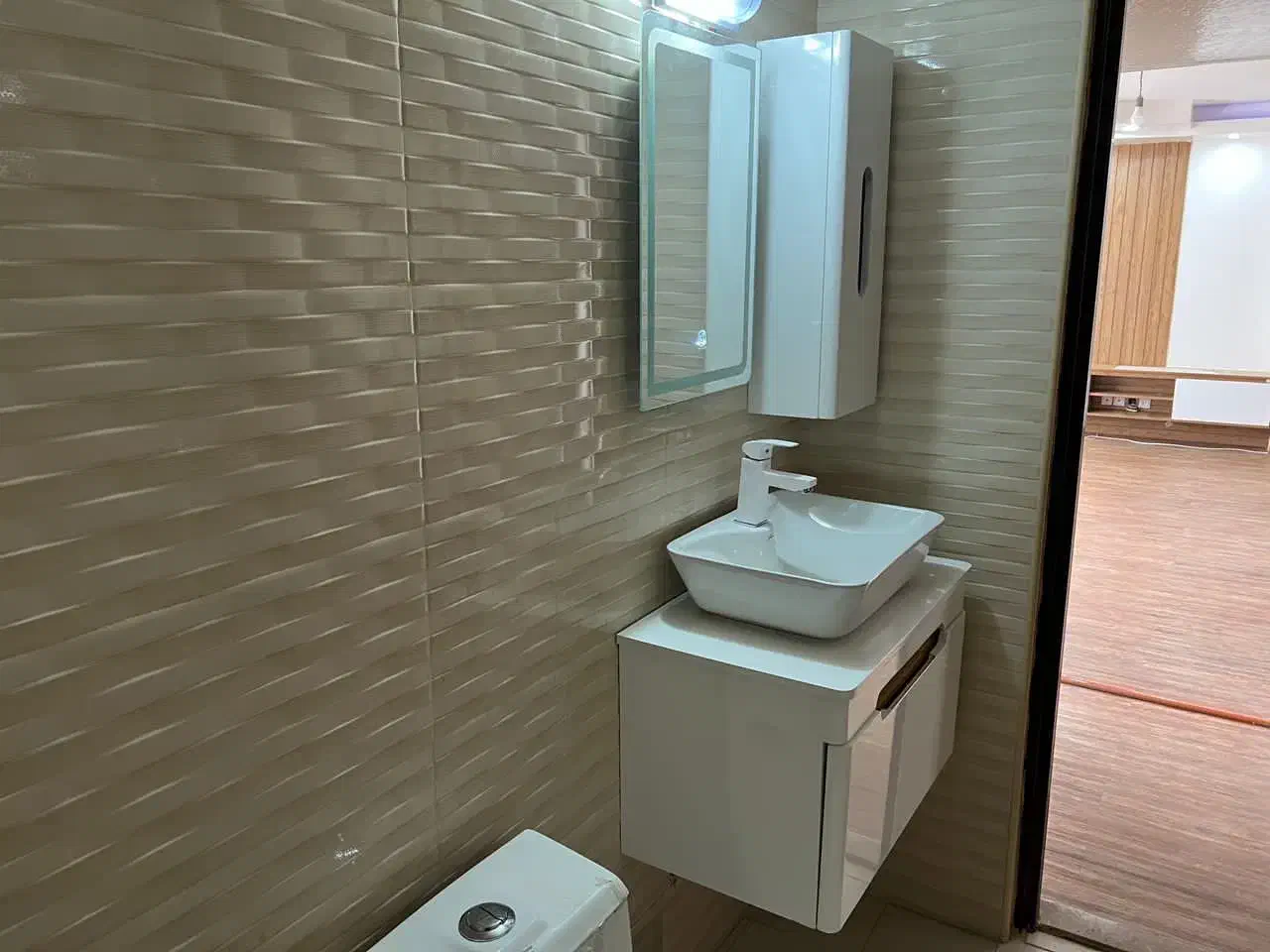 فروش واحد مخابرات سیلابی / بازسازی شیک|فروش آپارتمان|شاهین‌شهر, مخابرات (شهید بهشتی)|دیوار