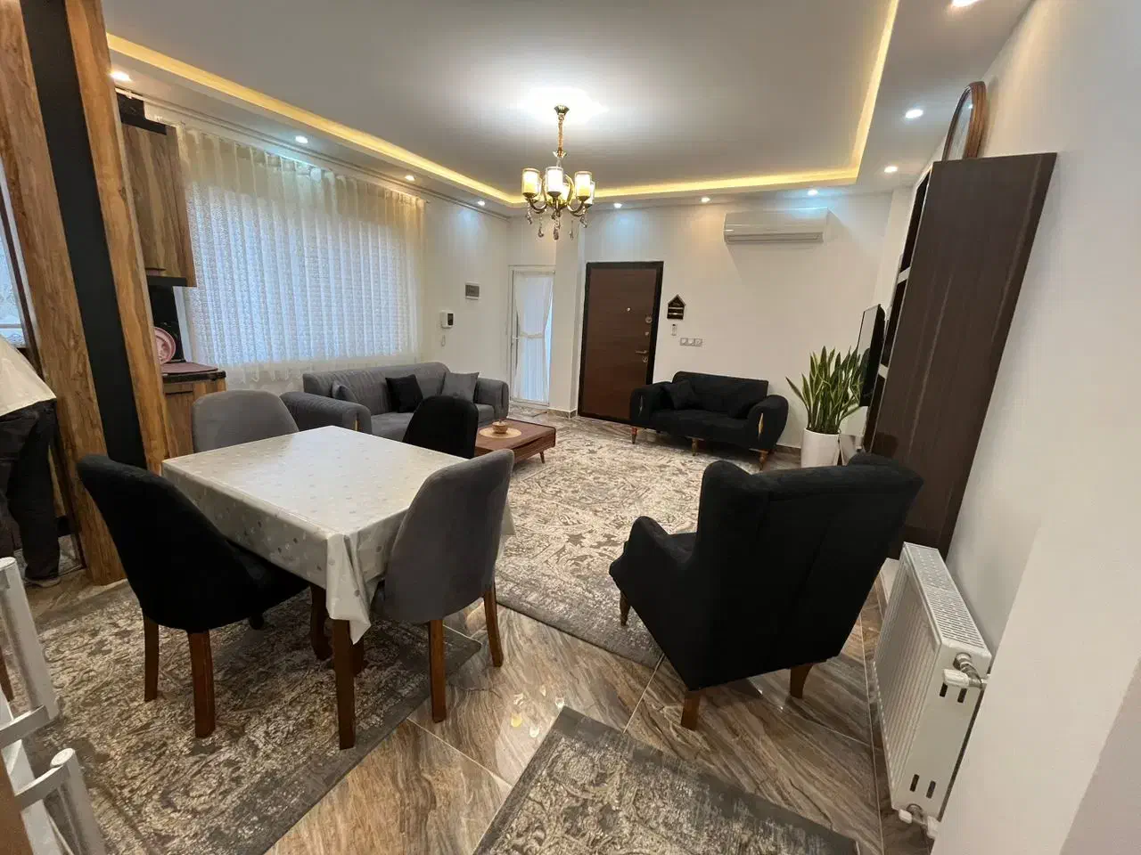 آپارتمان تازه ساخت مستقیم از مالک|اجارهٔ کوتاهمدت آپارتمان و سوئیت|بندر انزلی, بشمن|دیوار