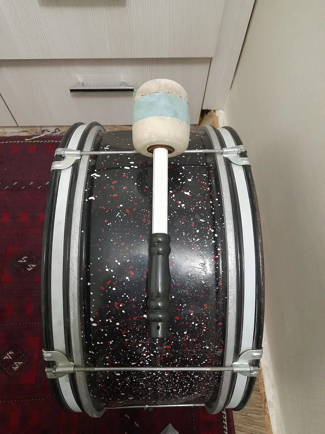 تبل محرم|درام و پرکاشن|مشهد, کوی ولیعصر|دیوار