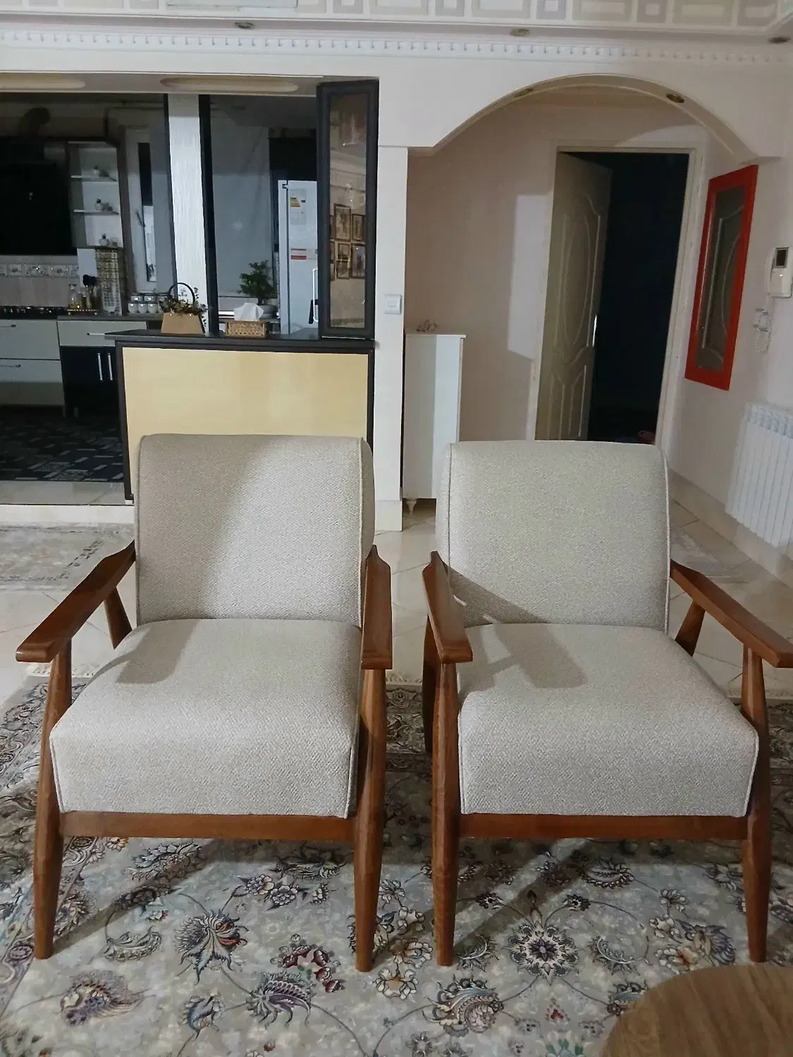 مبلمان|مبلمان خانگی و میز عسلی|اسفراین, |دیوار