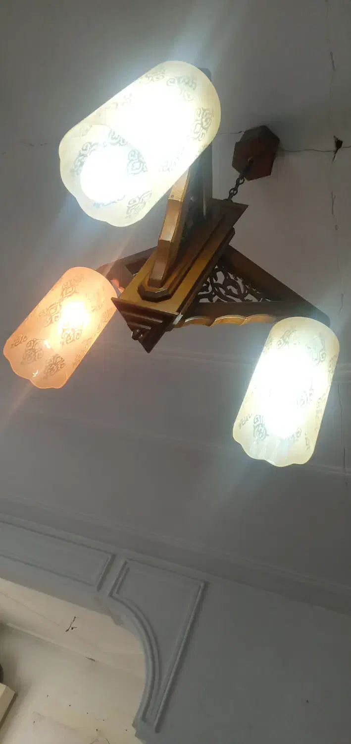 لوستر|لوستر و چراغ آویز|لاهیجان, شقایق|دیوار