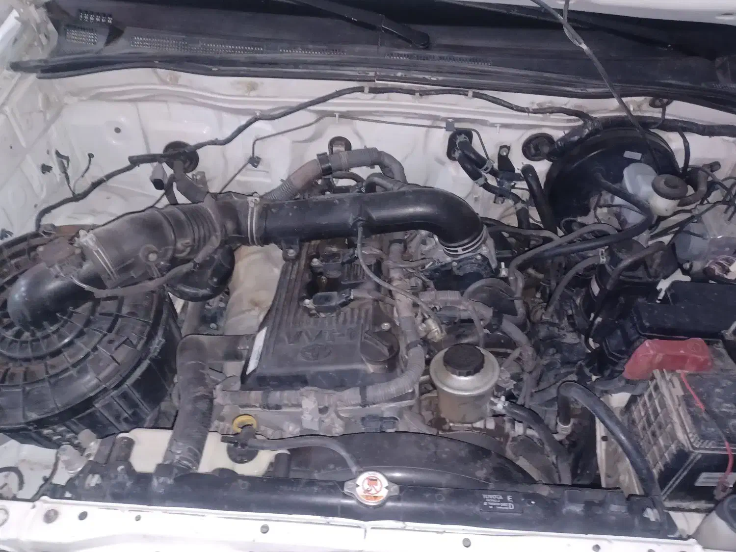 هایلوکس مدل ۲۰۱۰|خودرو سواری و وانت|زاهدان, |دیوار