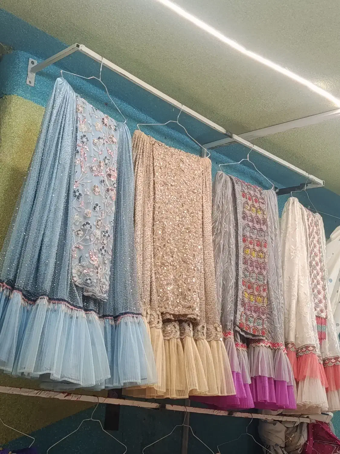 فروش چند دست لباس قشقایی|لباس|داراب, |دیوار