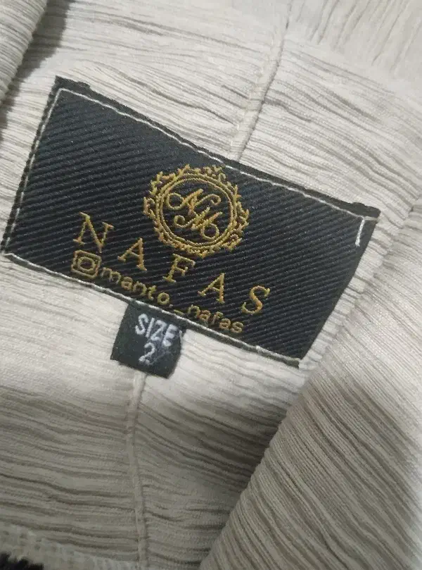 مانتو|لباس|مشگین شهر, |دیوار