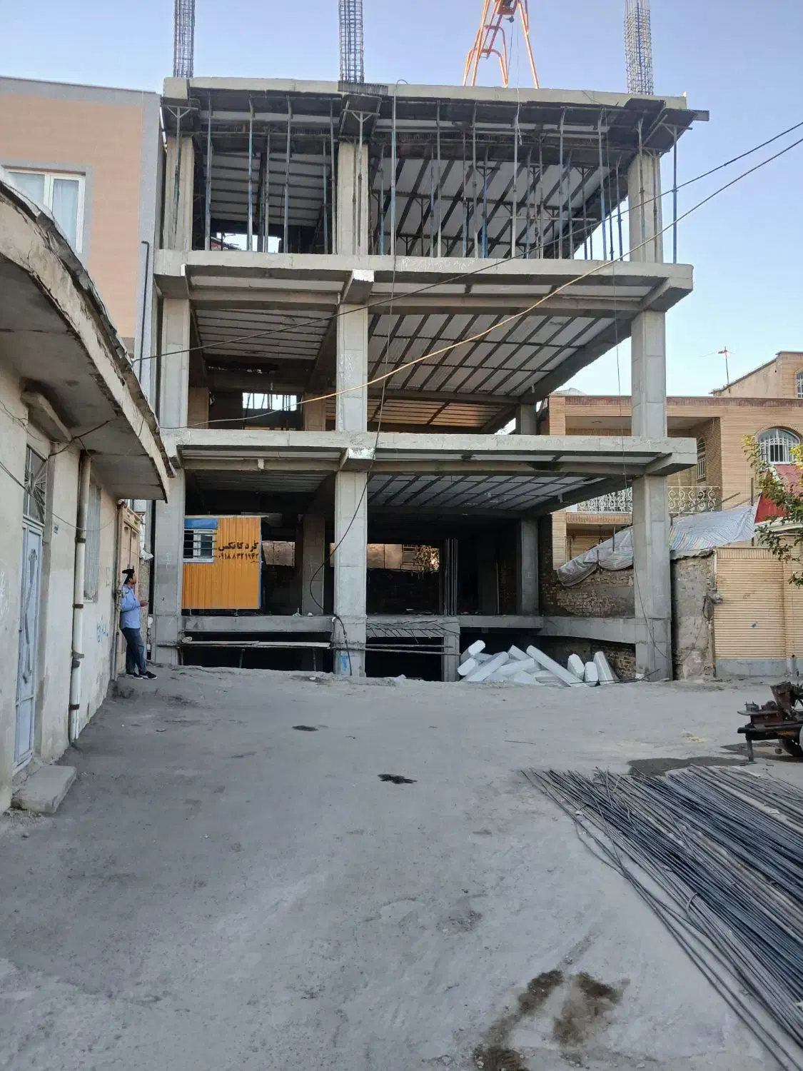 فروش آپارتمان قسطی18ماهه|پیش‌فروش املاک|صحنه, |دیوار