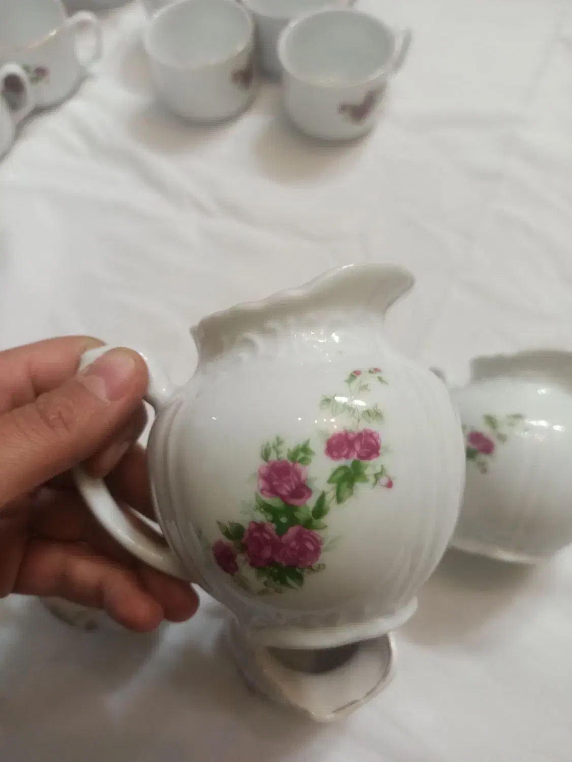 ظروف گل سرخی|ظروف سرو و پذیرایی|اراک, |دیوار