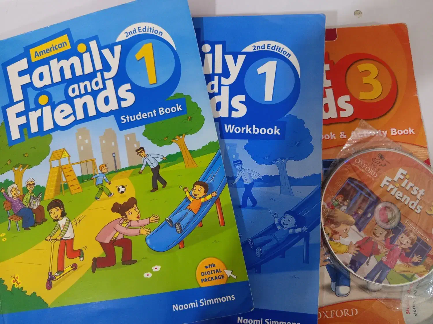 کتاب زبان فمیلی|کتاب و مجله آموزشی|مشهد, شهید قربانی|دیوار