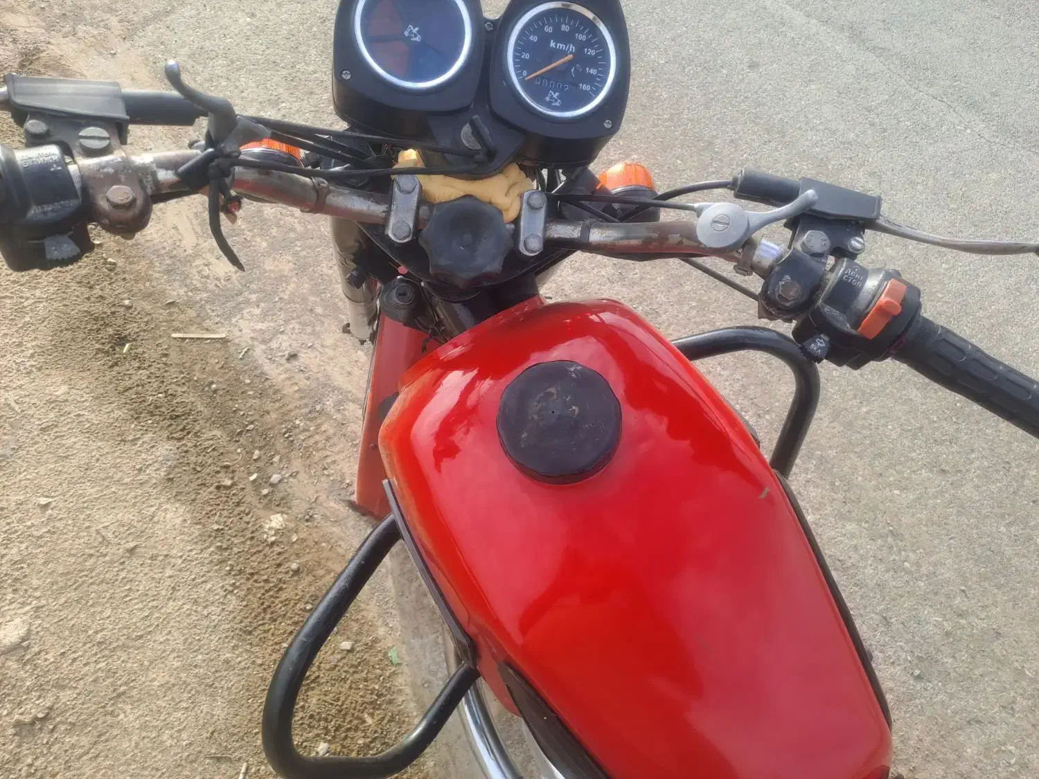 ایژ جفت ۲۰۰۴ فابریک|موتورسیکلت|جیرفت, |دیوار