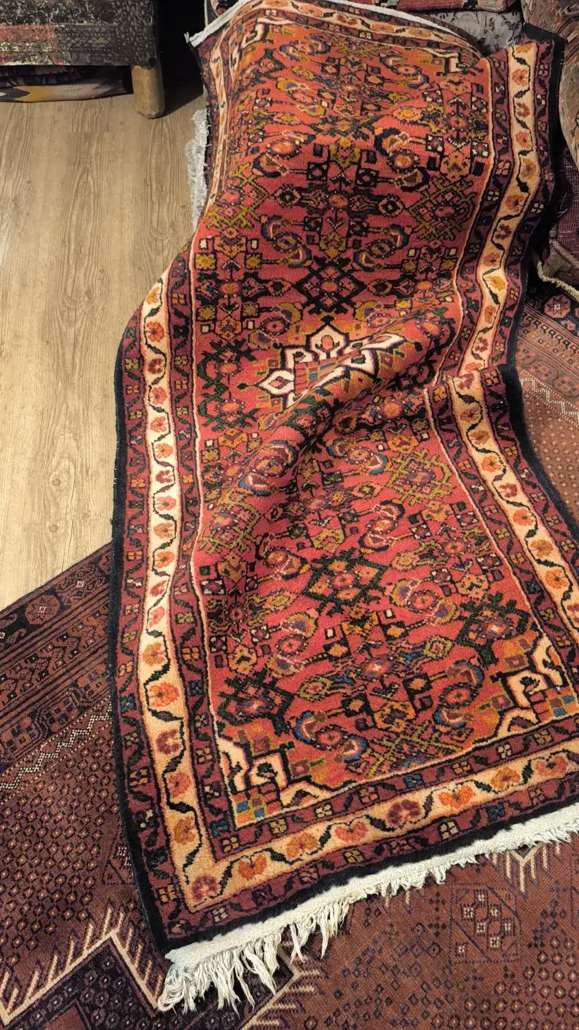 قالیچه دستباف|فرش|تهران, نظامی گنجوی (توانیر)|دیوار