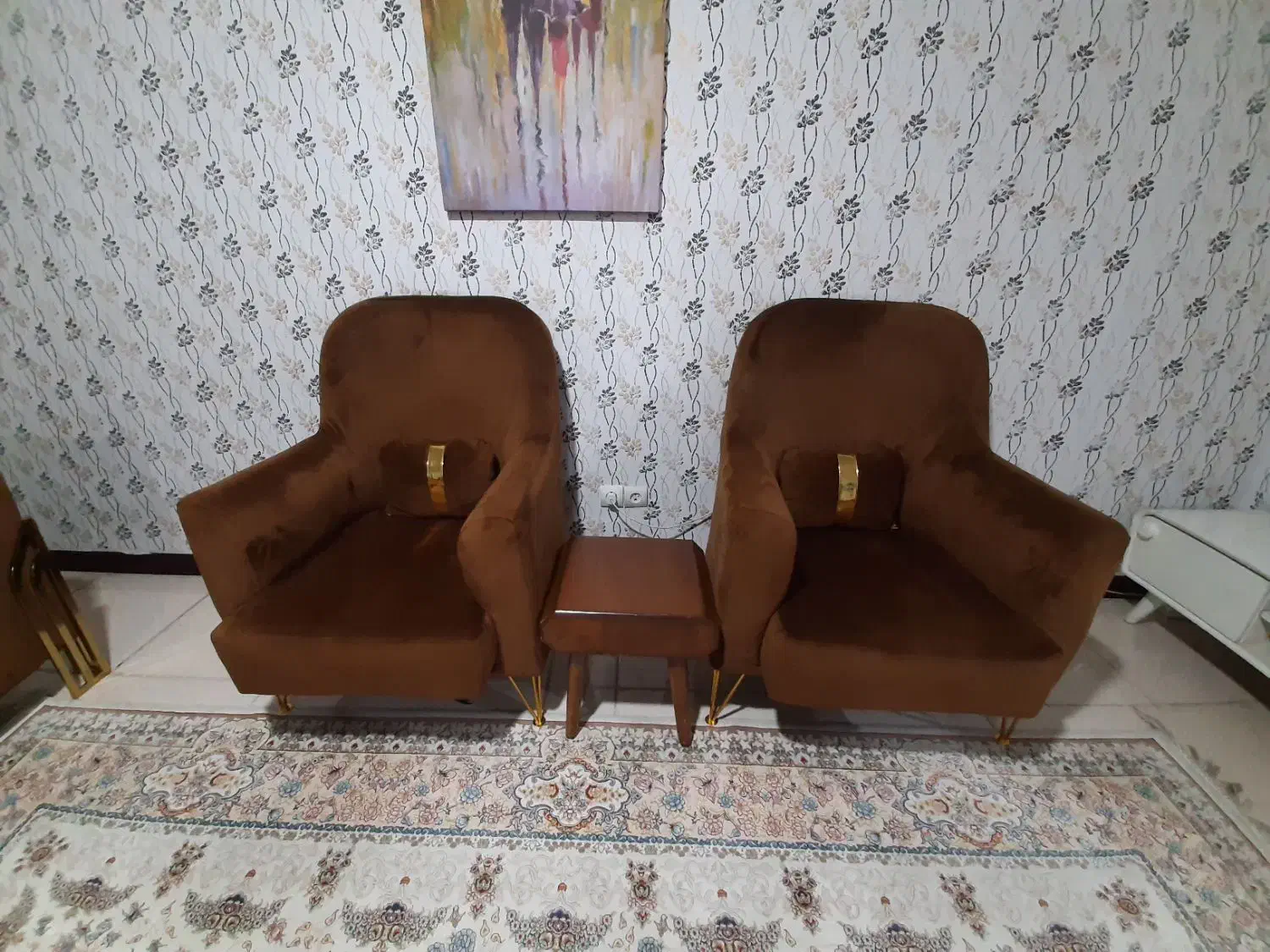 لوازم چوبی در حد نو|مبلمان خانگی و میز عسلی|اسلامشهر, مظفریه|دیوار