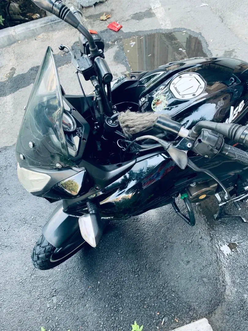 موتور سیکلت|موتورسیکلت|اندیشه, اندیشه فاز ۱|دیوار