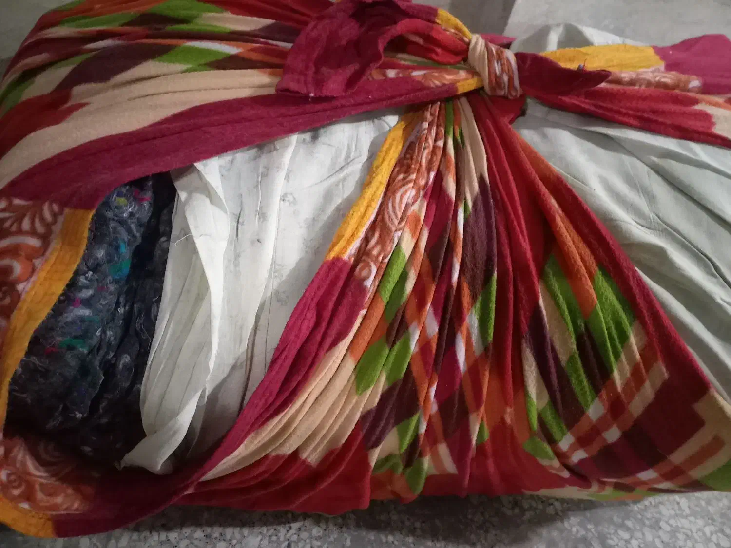 دو عدد تشک|رختخواب، بالش، پتو|مشهد, الهیه|دیوار