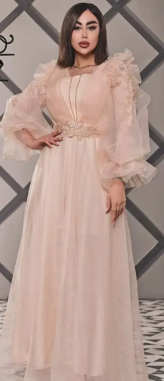 لباس مجلسی|لباس|تهران, هلال احمر|دیوار