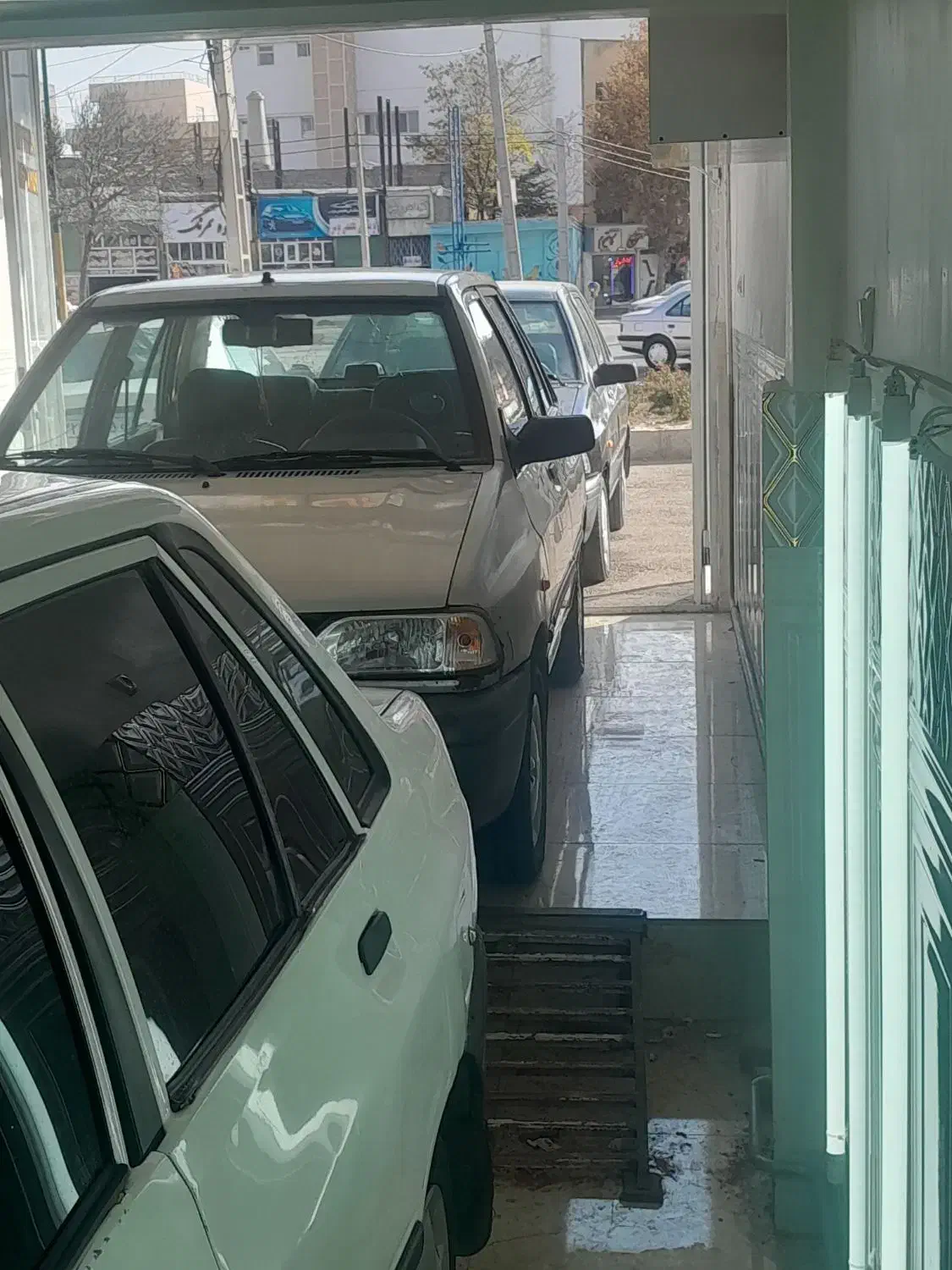 خدمات تخصصی پولیش و ترمیم رنگ خودرو|خدمات موتور و ماشین|اردبیل, |دیوار