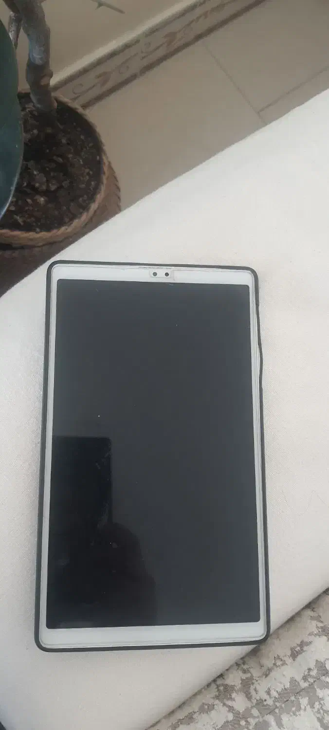 تبلت|تبلت|پردیس, فاز ۳|دیوار