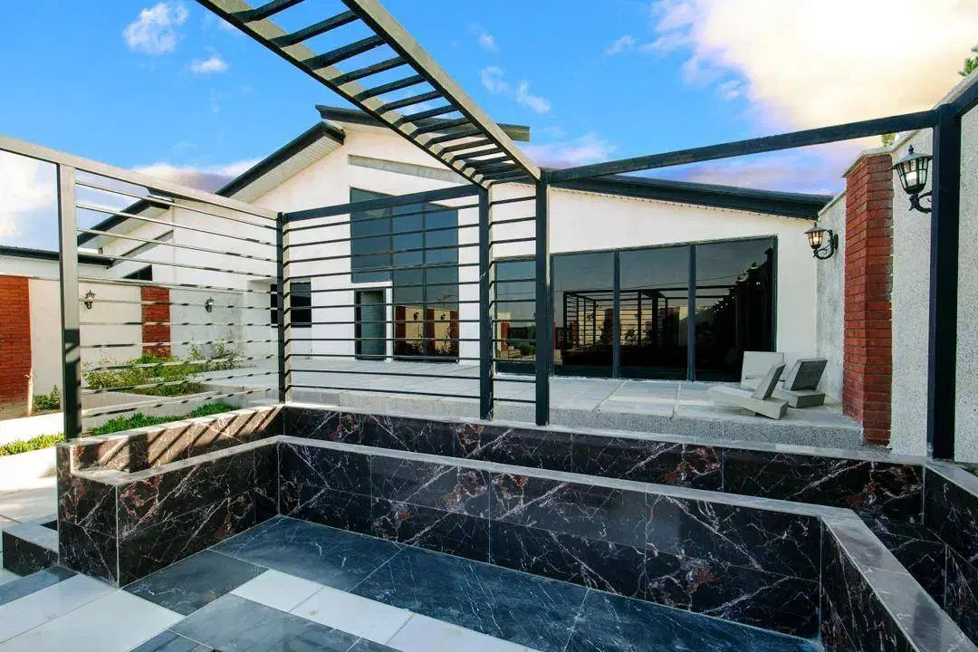 فروش دو باب باغ ویلا واقع در مجتمع زیتون|فروش خانه و ویلا|گلمکان, |دیوار