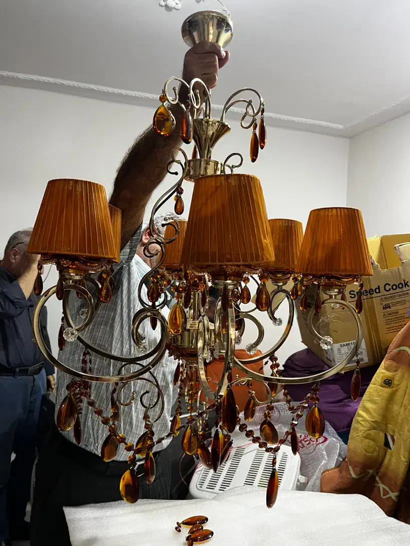 لوستر شید دار در حد نو ۶ شاخه|لوستر و چراغ آویز|رشت, گلسار|دیوار