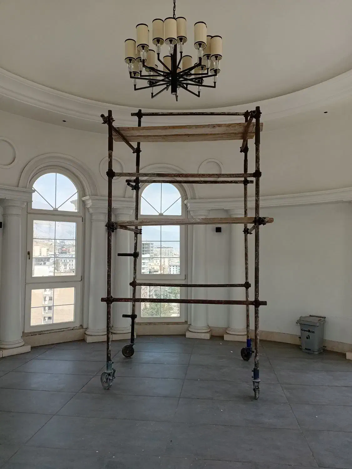 داربست فلزی چهار پایه متحرک تمام نقاط|خدمات پیشه و مهارت|تهران, فلسطین (میدان انقلاب)|دیوار