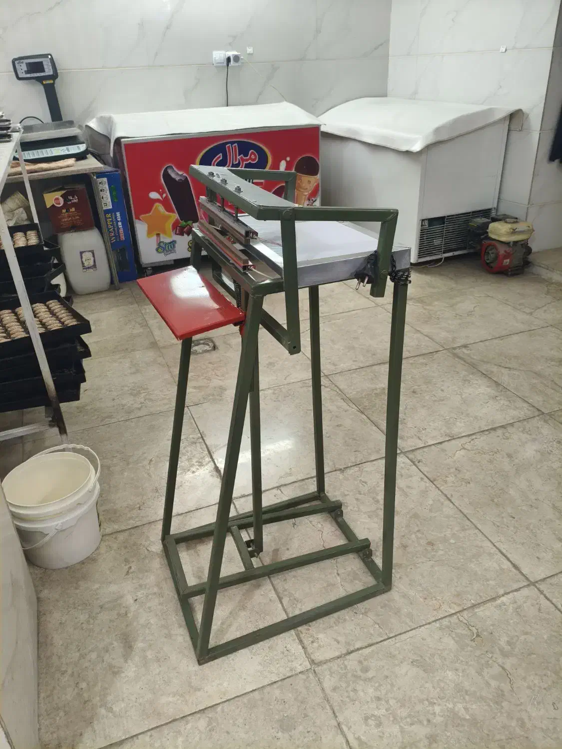 دستگاه دوخت پلاستیک|ماشین‌آلات صنعتی|بروجرد, |دیوار