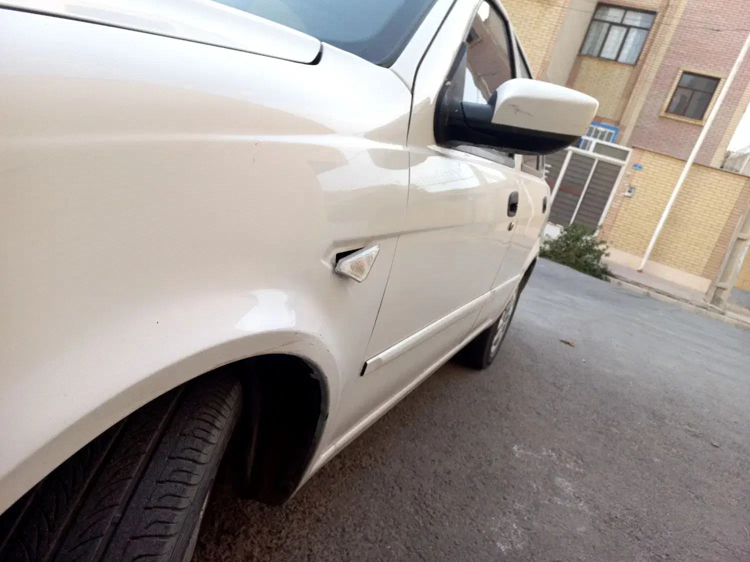 ساینا ۹۸ ex سفید بدون رنگی|خودرو سواری و وانت|شاهینشهر, فدک|دیوار