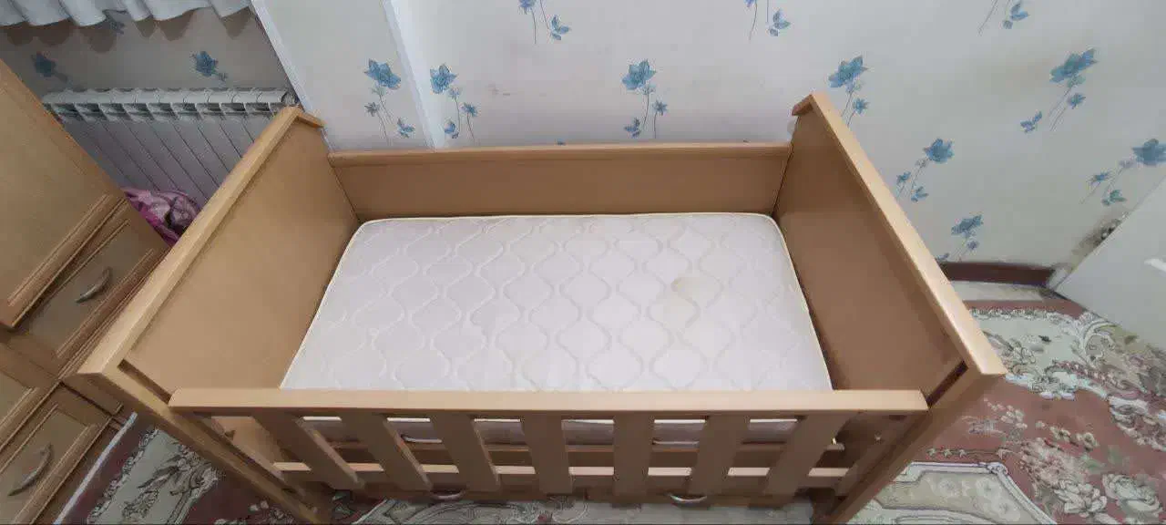 تخت و تشک خوشخواب کودک|تخت و سرویس خواب|قم, پردیسان|دیوار