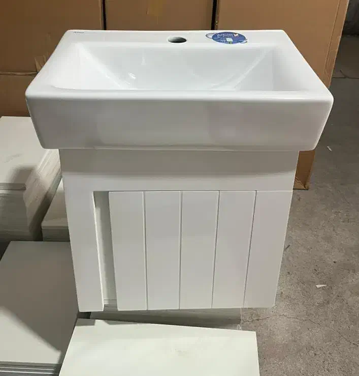 کابین مدل اتیلا سفید سایز (۳۱×۴۶)|لوازم سرویس بهداشتی|رشت, باهنر|دیوار