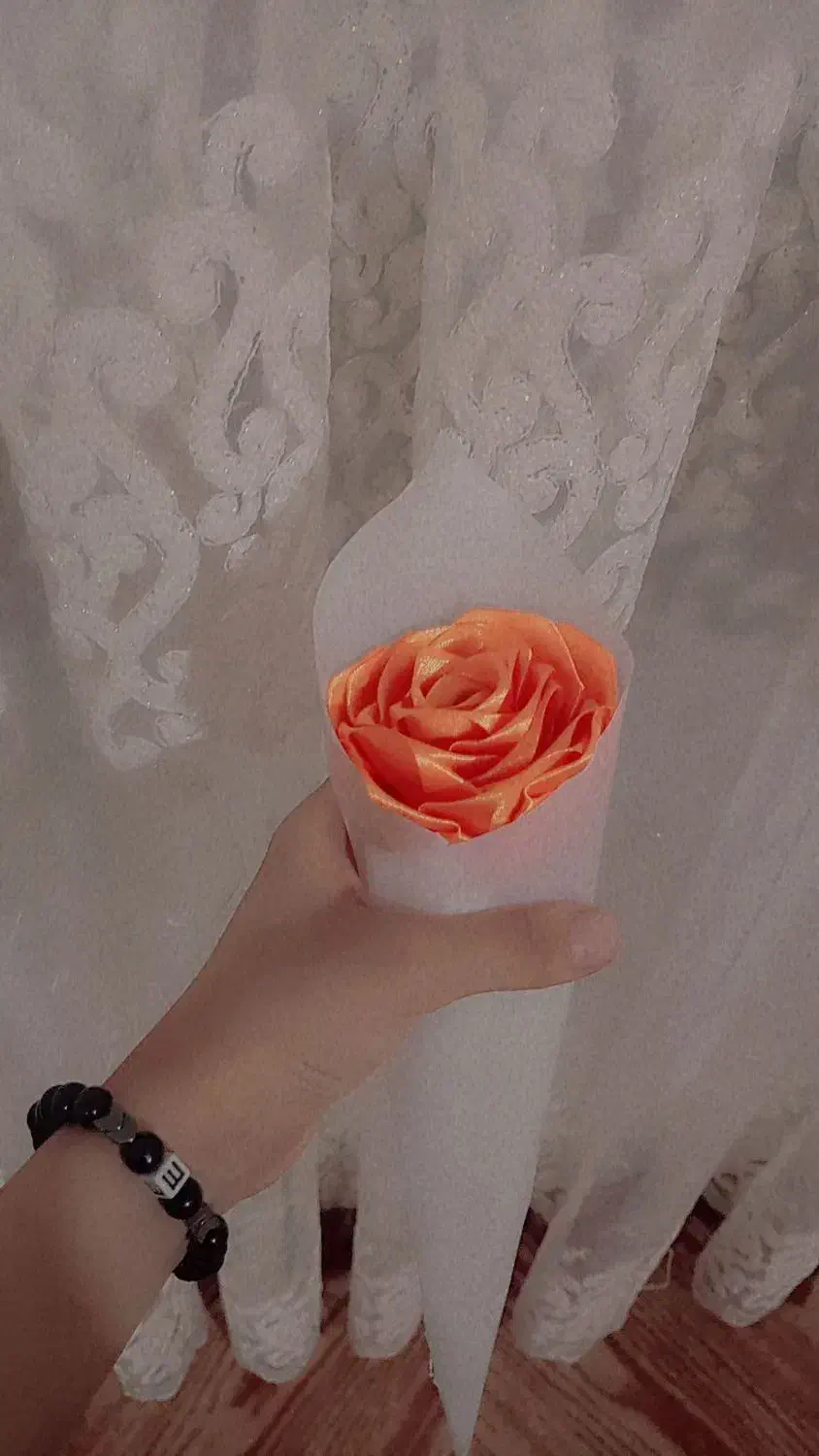 گل روبانی|گل مصنوعی|خوی, |دیوار