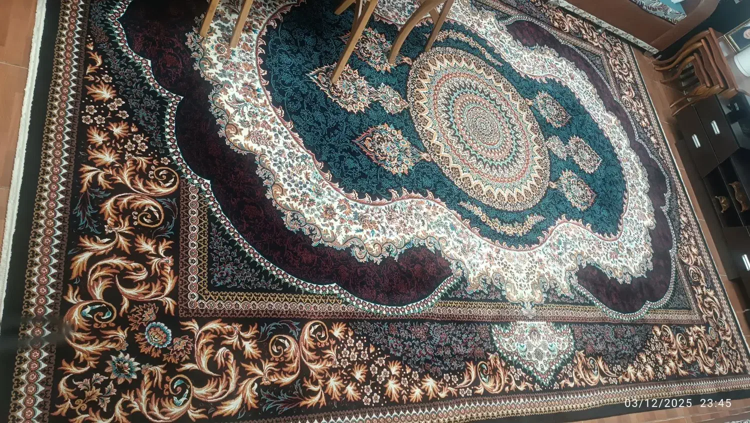 یک فرش 12متری+یک فرش کناره+سه فرش پادری|فرش|لاهیجان, شهرک فرهنگیان|دیوار