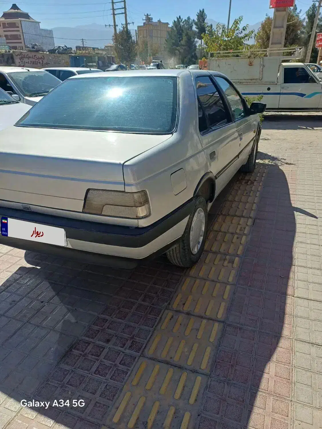پژو ۴۰۵ جی ال ایکس|خودرو سواری و وانت|لردگان, |دیوار