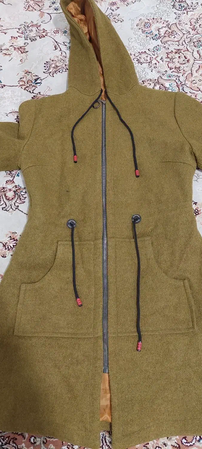 پالتو و کاپشن|لباس|بومهن, |دیوار