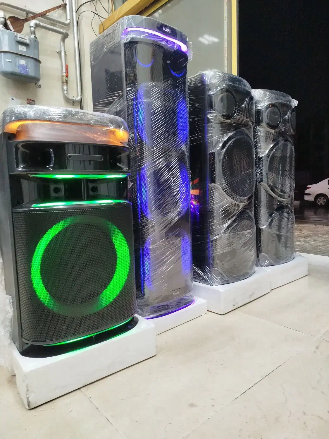 انواع اسپیکر خانگی و شارژی|سیستم صوتی خانگی|ارومیه, |دیوار