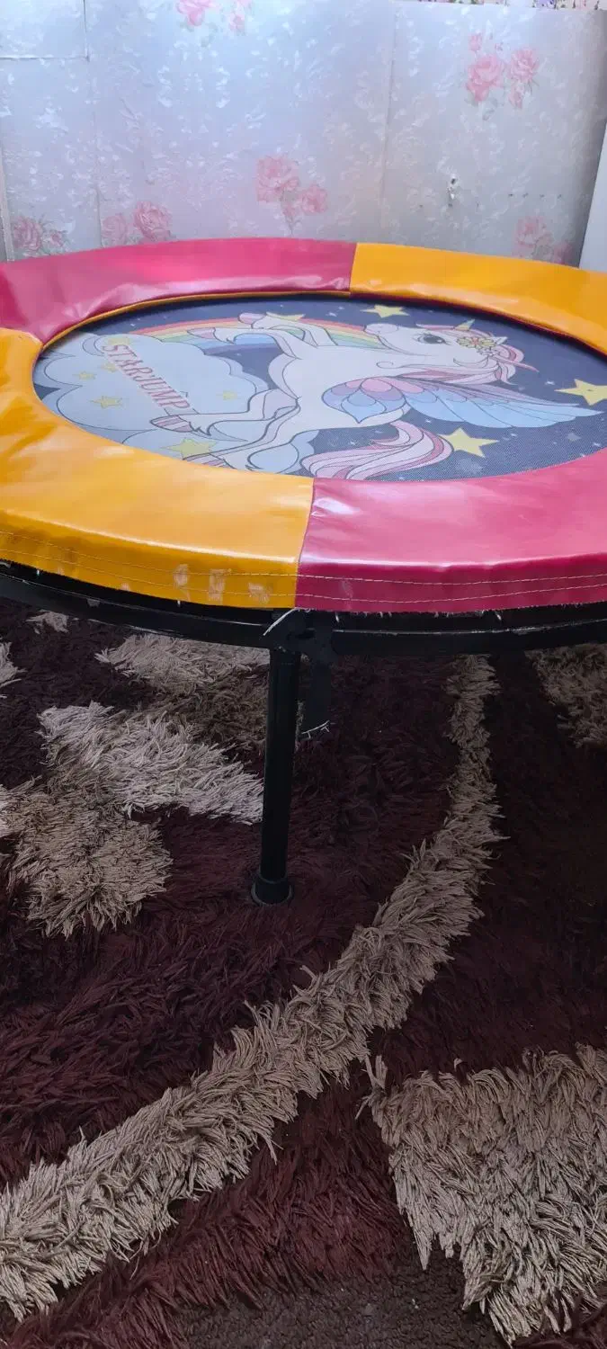 ترامپولین عروسکی|اسباب‌بازی بچه|شاهین‌شهر, شهرک گلدیس|دیوار