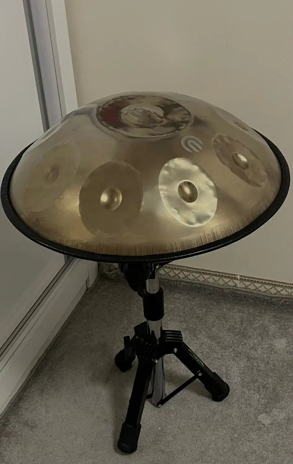 هنگ درام|درام و پرکاشن|ری, حمزهآباد|دیوار