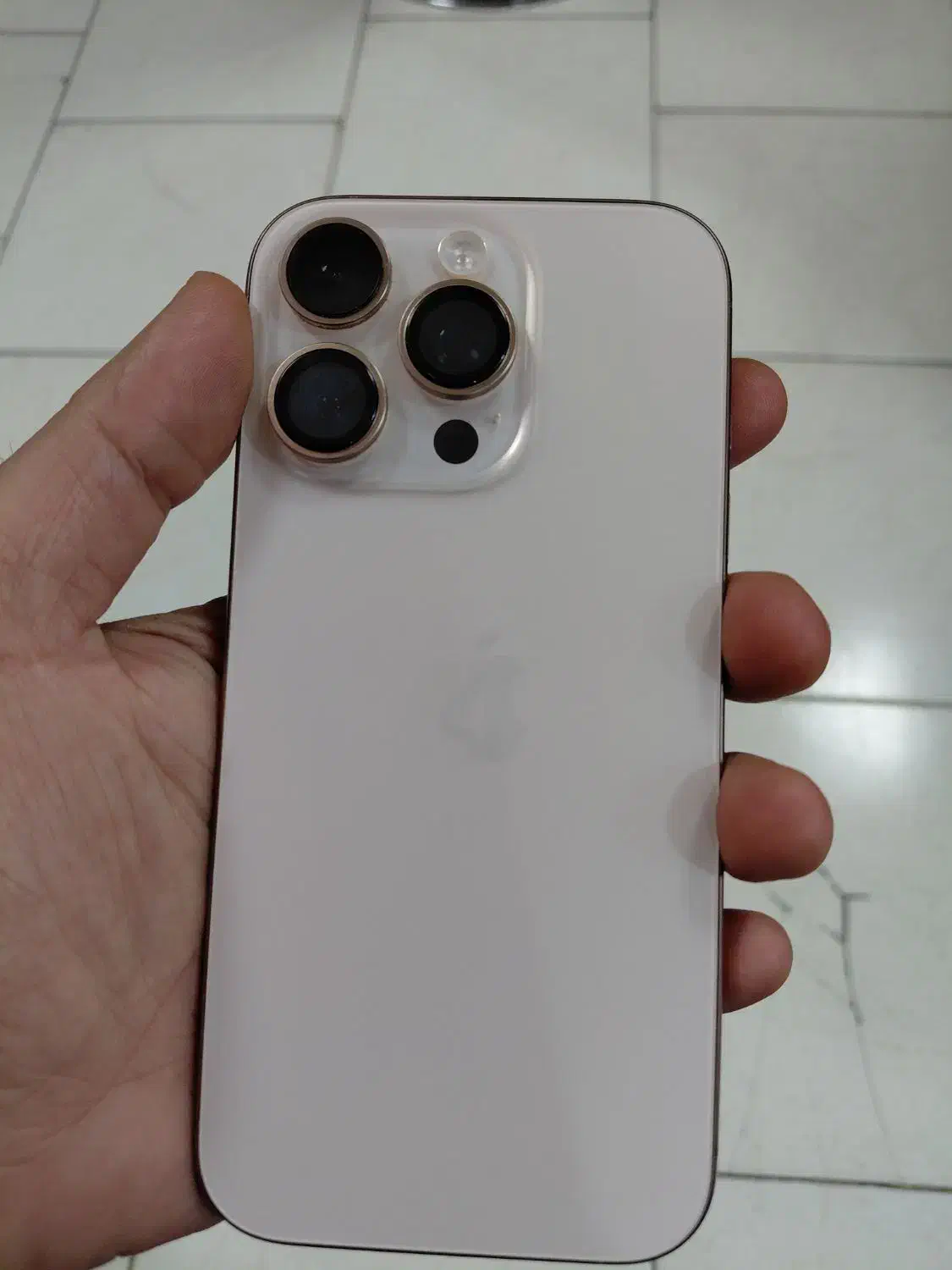 آیفون ۱۶ پرو|موبایل|تهران, فلسطین (میدان انقلاب)|دیوار