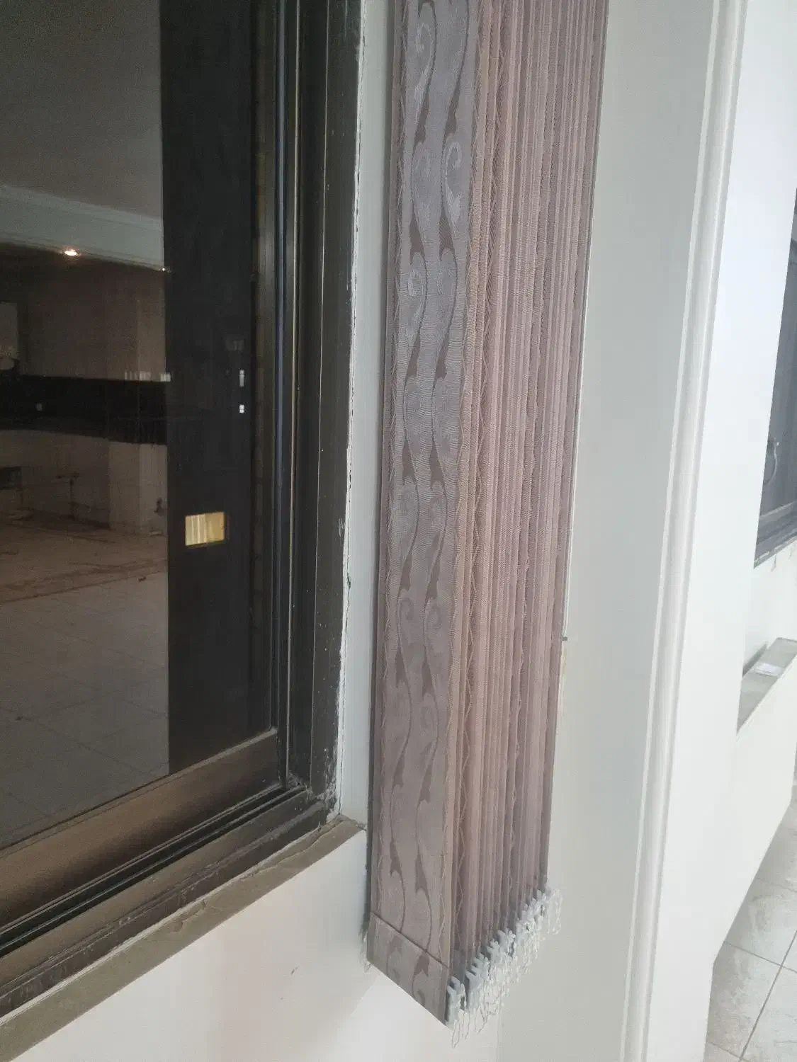 پرده عمودی|پرده، رانر، رومیزی|اصفهان, دشتستان|دیوار