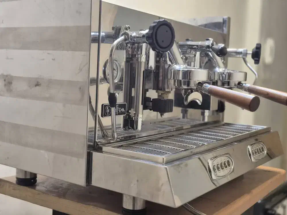 اسپرسو ساز|کافیشاپ و رستوران|تهران, دکتر هوشیار|دیوار